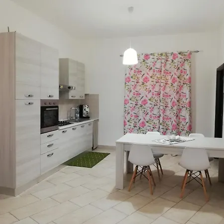 Casa Vacanza Giovanni * Trappeto (Sicily)